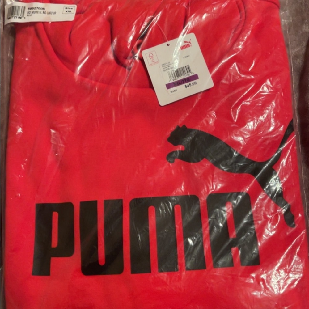 Puma hoodie (New)